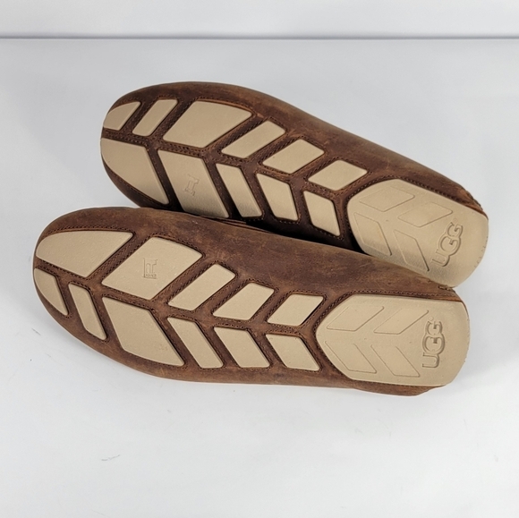 UGG Men's Loafers #692 Size 10 - Picture 9 of 11